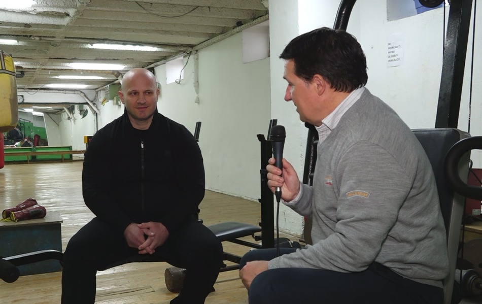 (VIDEO) MILORAD GAJOVIĆ - DESETKA ISKOVALA ČELIČNU PESNICU NIKŠIĆA 