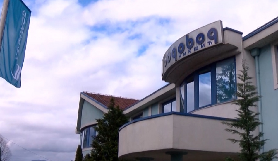 NASELJE BUDO TOMOVIĆ DVA I PO SATA BEZ VODE ZBOG SANACIJE VODOVODNE MREŽE